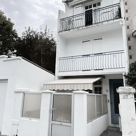 La Maison D'eugenie Cote Falaises Apartamento *